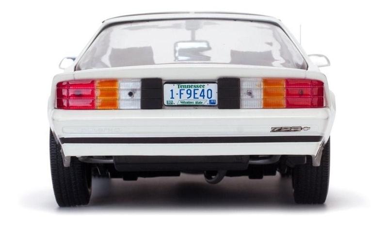 Miniatura Chevrolet Camaro Iroc-Z 1985 Sun Star 1/18 Metal